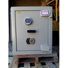 Lion M1 Safe 002 Lion M1 Safe 002