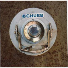 Chubb Peg Leg Floor Safe FL02