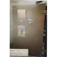 CMI Safe 022