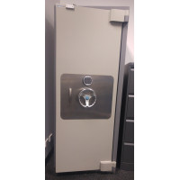 HUD Legend 6 Bank Safe 001