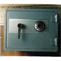 Lord Apache Safe 003