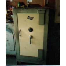 Ratner Safe 016