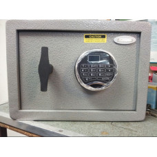 Secuguard Safe (2013) 002 Secuguard Safe (2013) 002