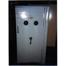Tann Safe 011