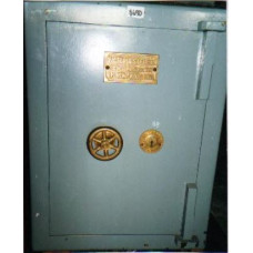 Victoria Safe 006